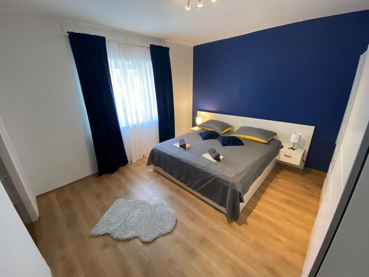 Apartment Dora Задар Екстер'єр фото