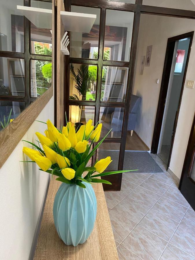Apartment Dora Задар Екстер'єр фото